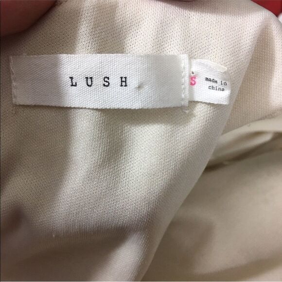 Lush Lace Cream Maxie Dress Small - Picture 7 of 8